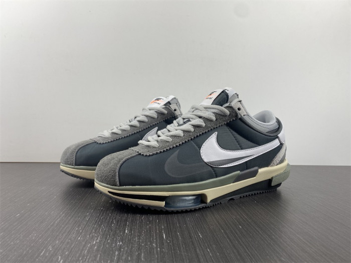 Sacai x Zoom Cortez SP 