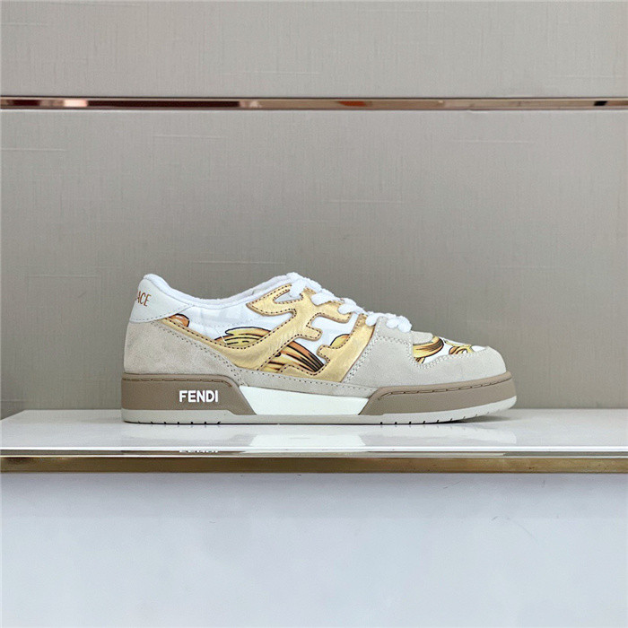 VRCE Sneaker