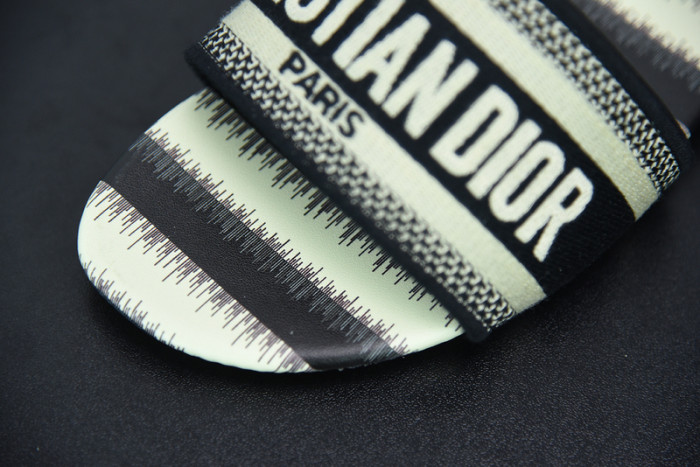 DOR SLIDE
