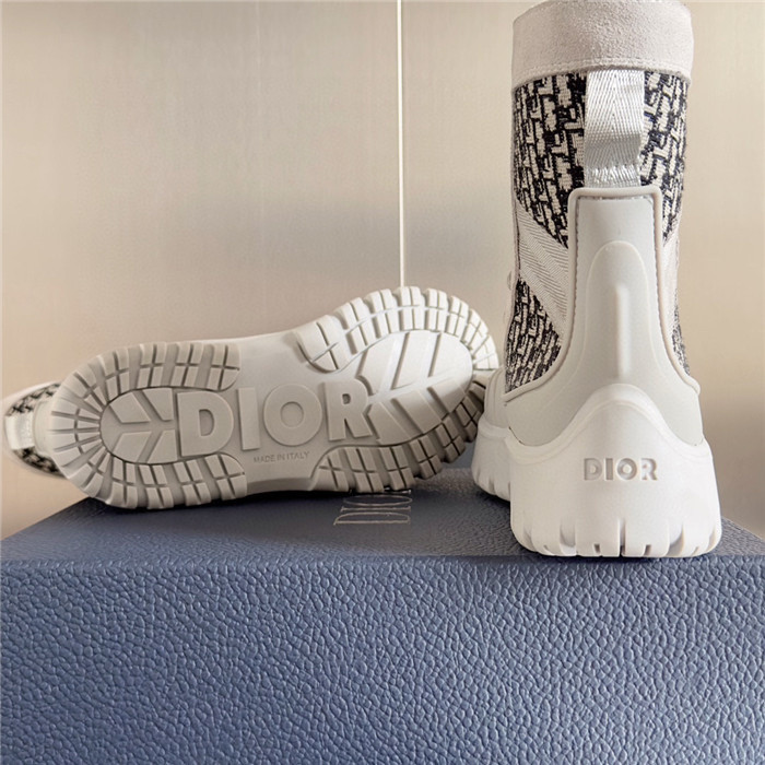 DOR BOOT