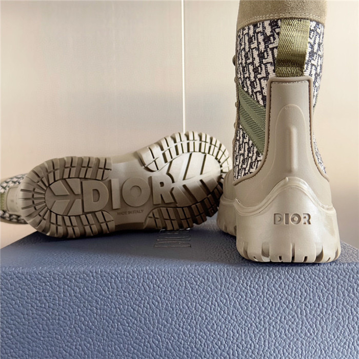 DOR BOOT