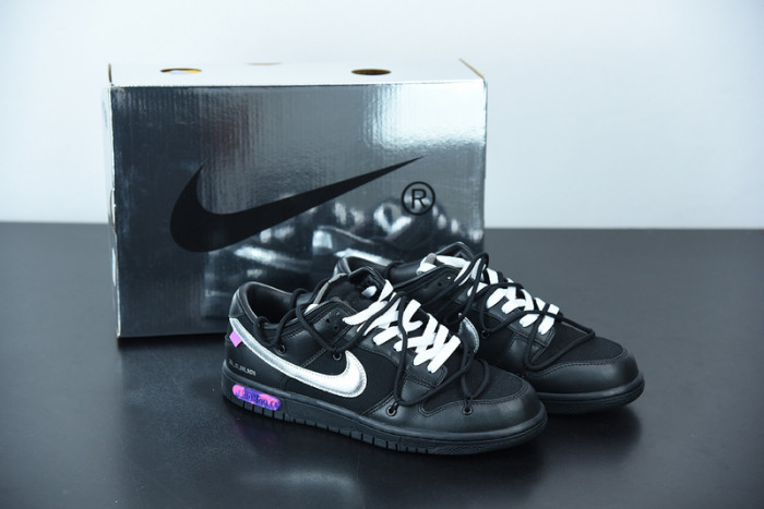 OFW x Nike Dunk Low DM1602-001