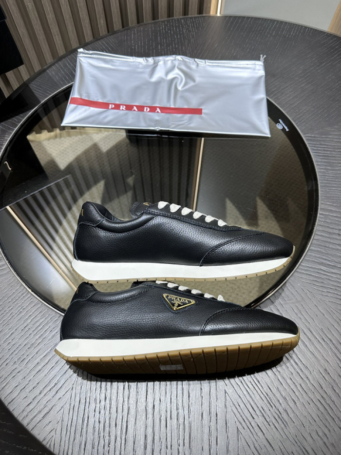 PRDA Sneaker