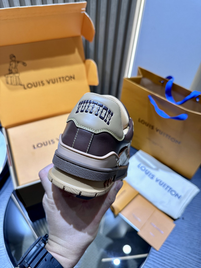 LUSV SNEAKERS
