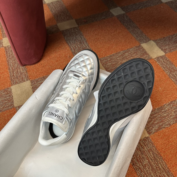 CHNL Sneaker