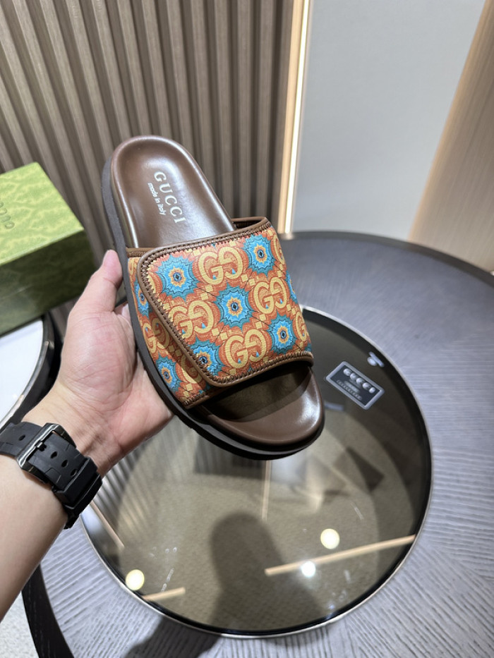 GCI GG Slide Sandal