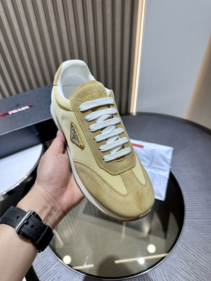 PRDA Sneaker