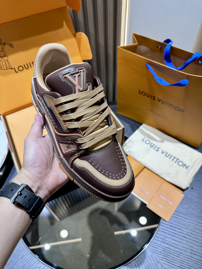 LUSV SNEAKERS