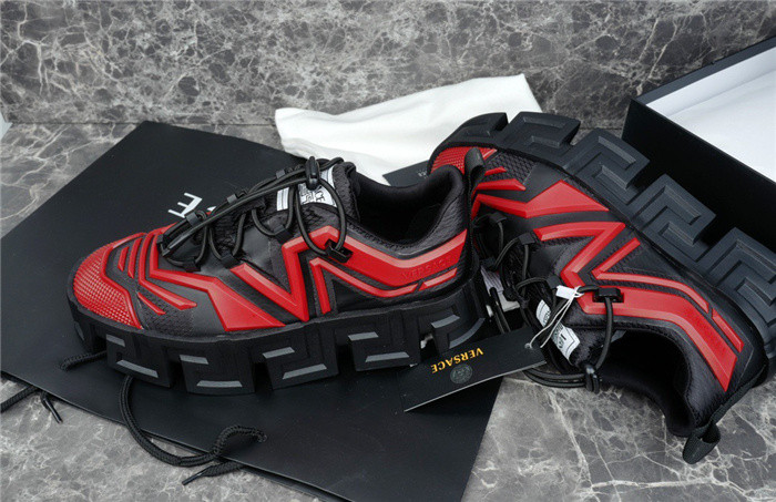 VRCE Sneaker