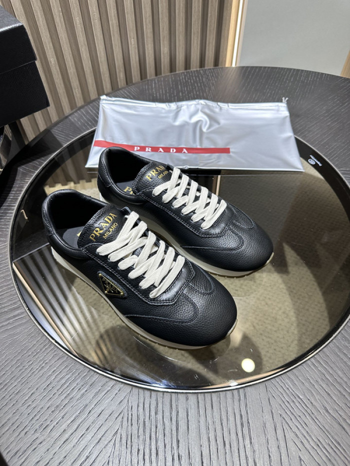 PRDA Sneaker
