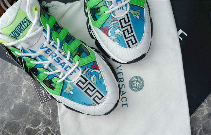 VRCE Sneaker