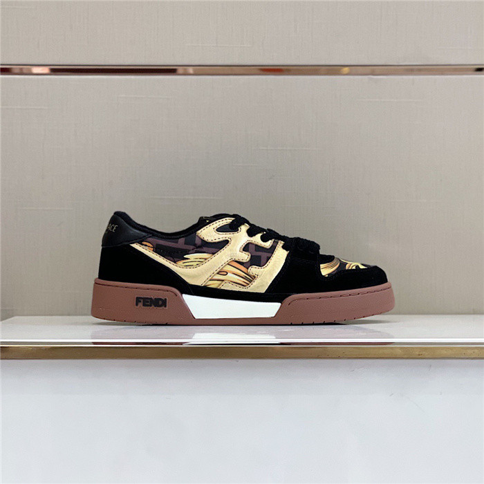VRCE Sneaker