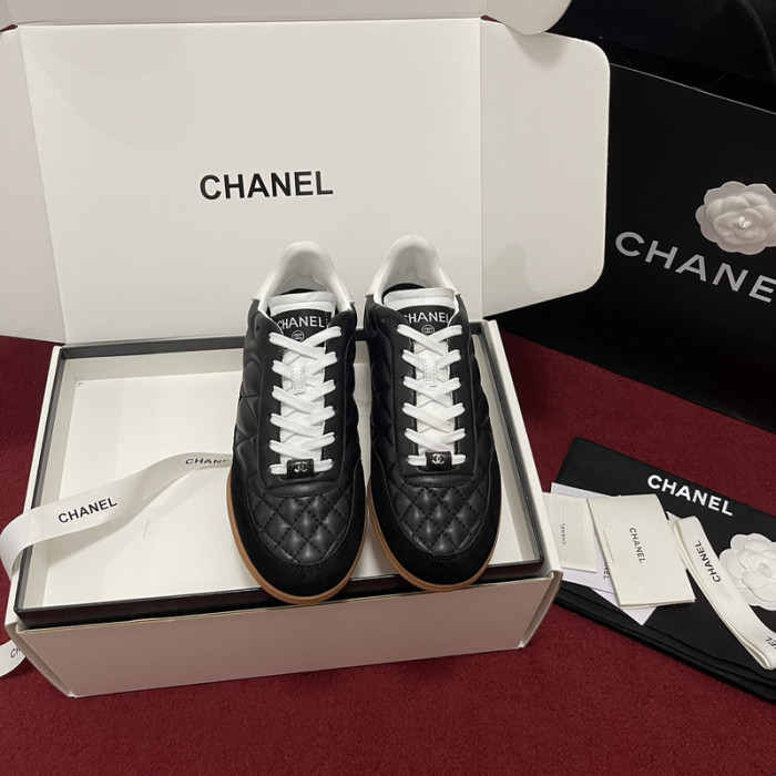 CHNL Sneaker